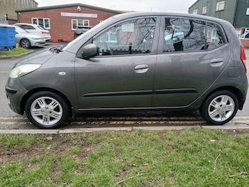 Used Hyundai i10 2010 for sale - 77917527: Photo