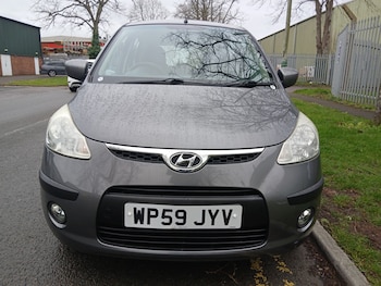 Used Hyundai i10 2010 for sale - 77917527: Photo