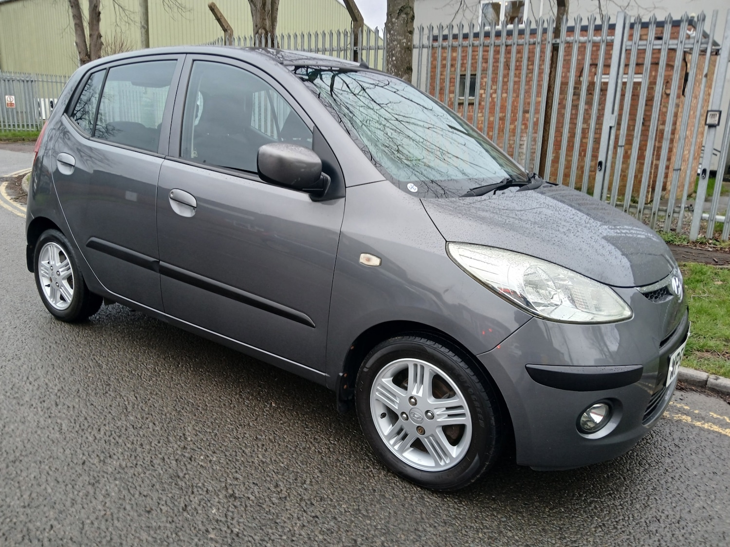 Used Hyundai i10 2010 for sale - 77917527: Photo 3