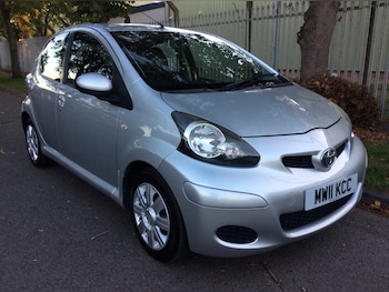 Used Toyota AYGO 2011 for sale - 76058341: Photo
