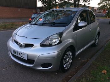 Used Toyota AYGO 2011 for sale - 76058341: Photo