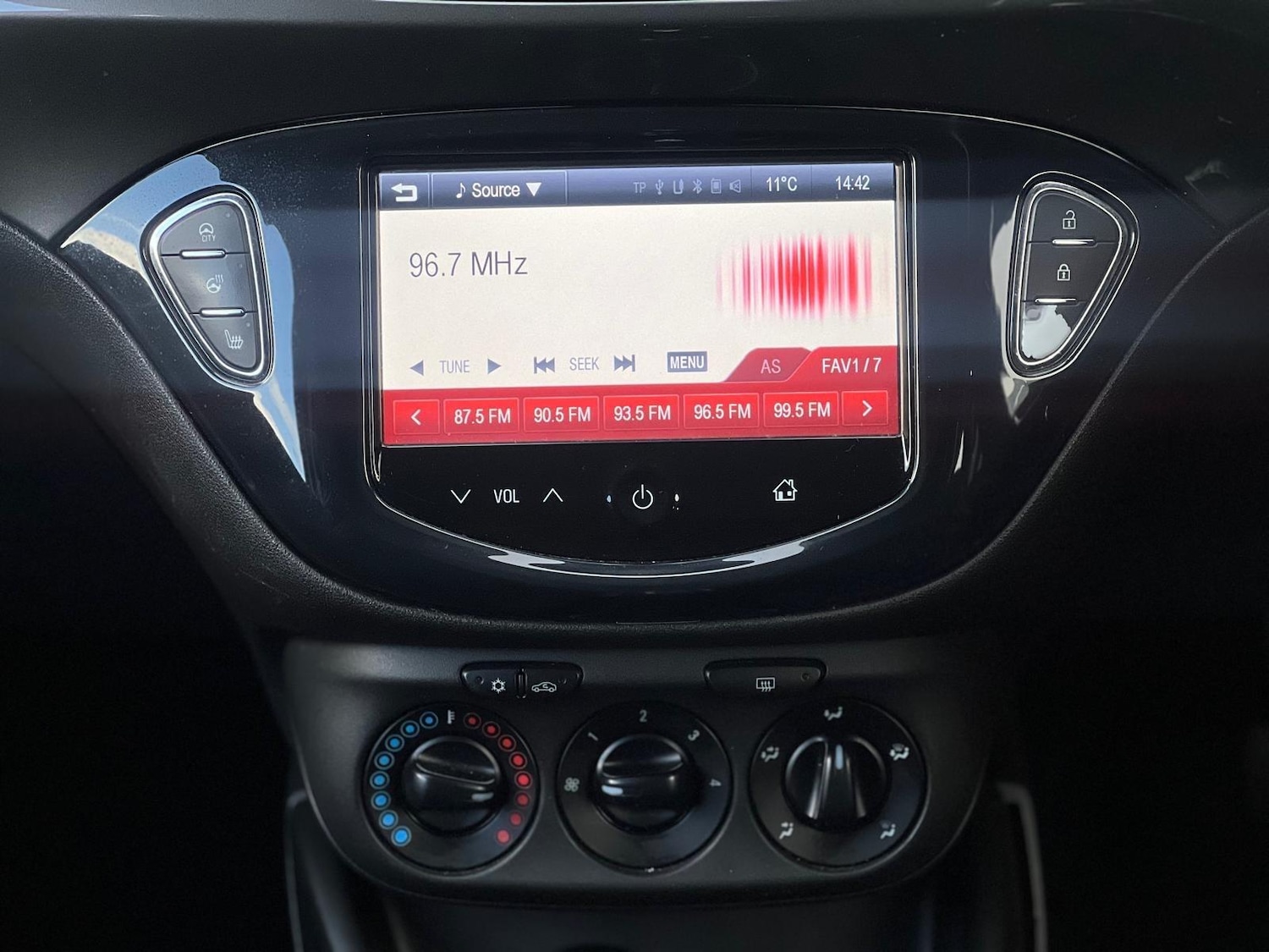 Used Vauxhall Corsa 2014 for sale - 77898626: Photo 19