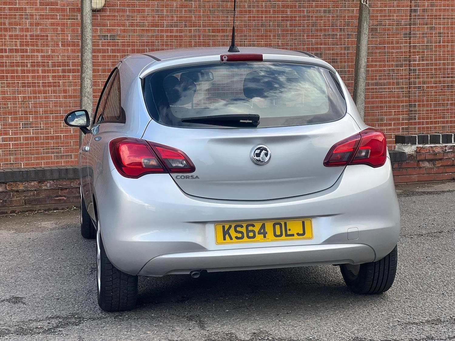 Used Vauxhall Corsa 2014 for sale - 77898626: Photo 2