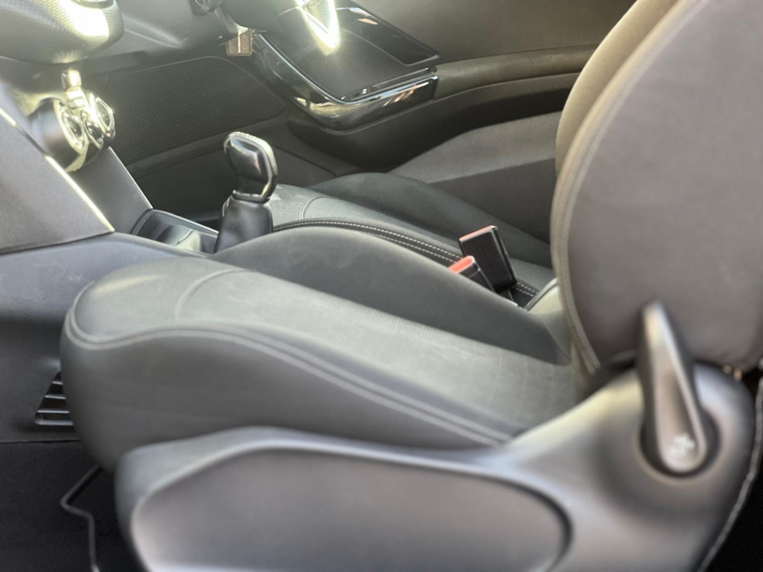 Used Peugeot 208 2017 for sale - 78156726: Photo 14