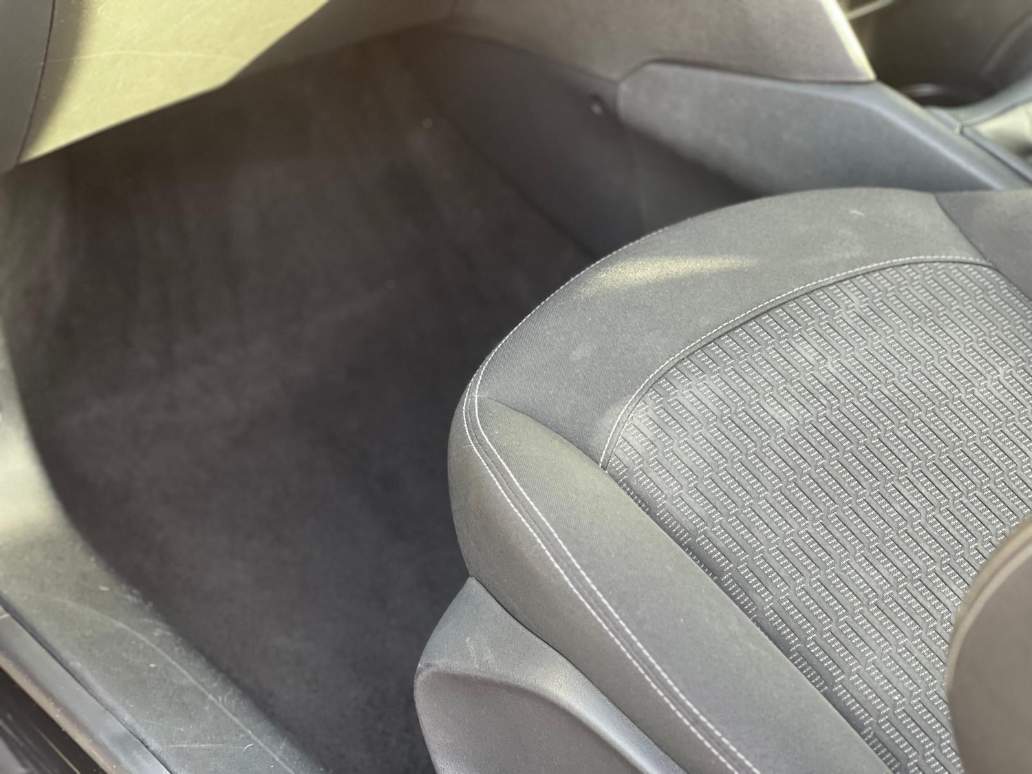 Used Peugeot 208 2017 for sale - 78156726: Photo 34