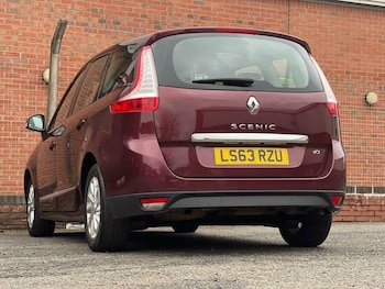 Used Renault Grand Scenic 2013 for sale - 77768631: Photo