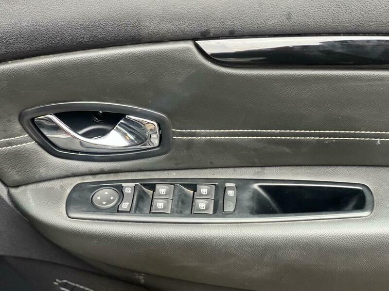 Used Renault Grand Scenic for sale - 77768631: Photo 39