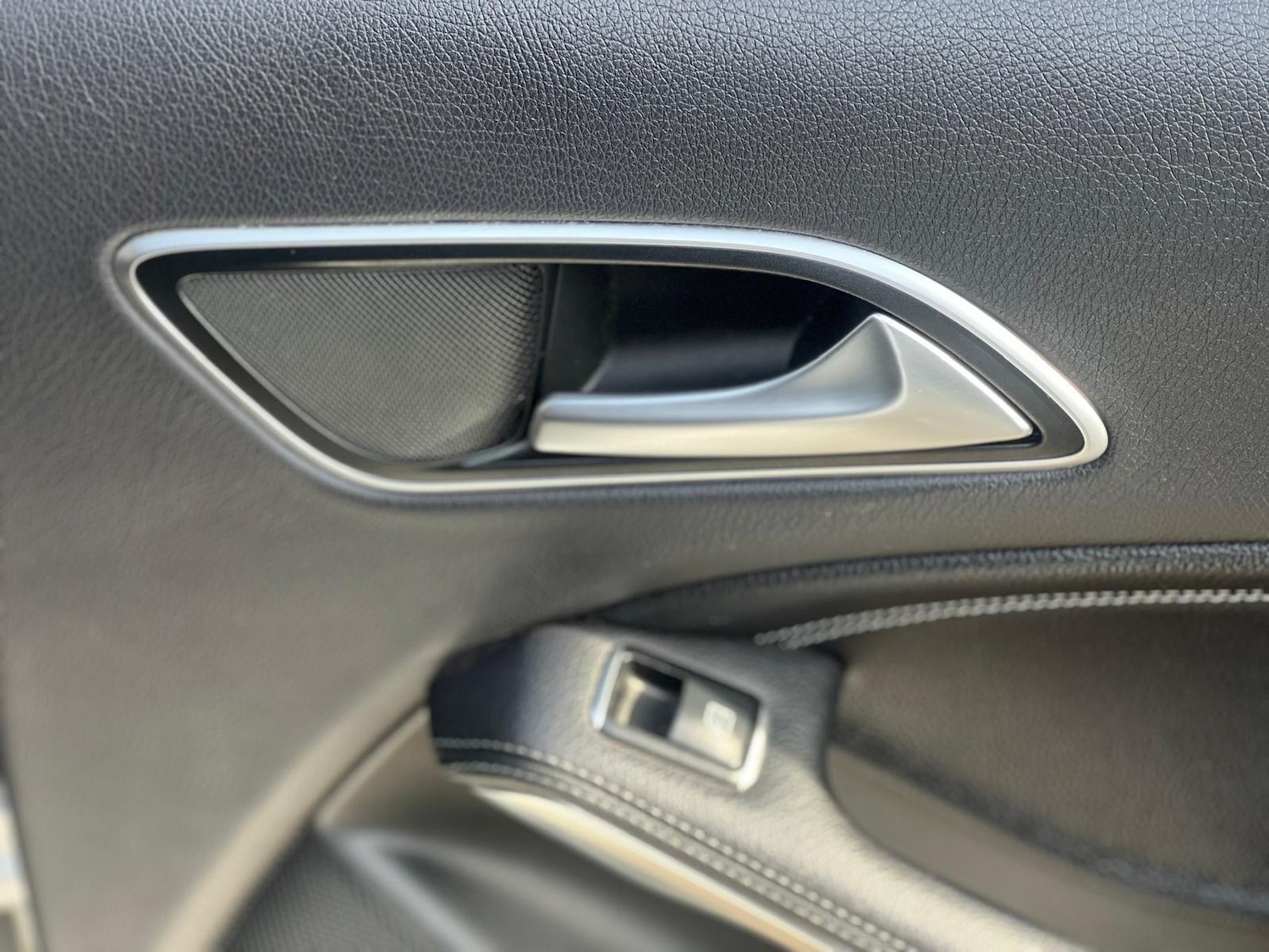 Used Mercedes-Benz CLA 2016 for sale - 78127847: Photo 39