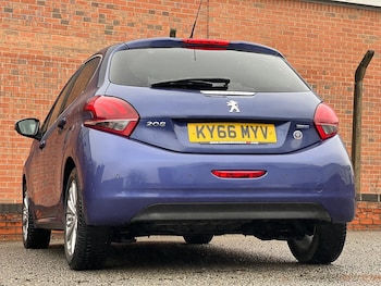 Used Peugeot 208 2016 for sale - 77769443: Photo