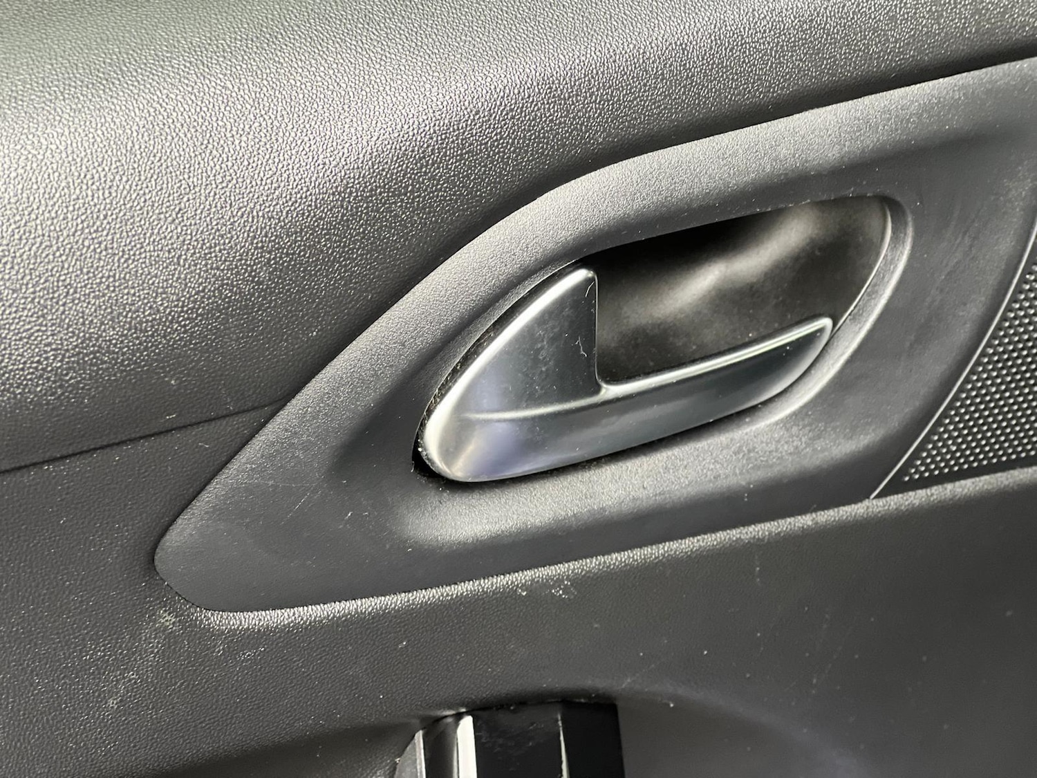 Used Peugeot 208 for sale - 77769443: Photo 40