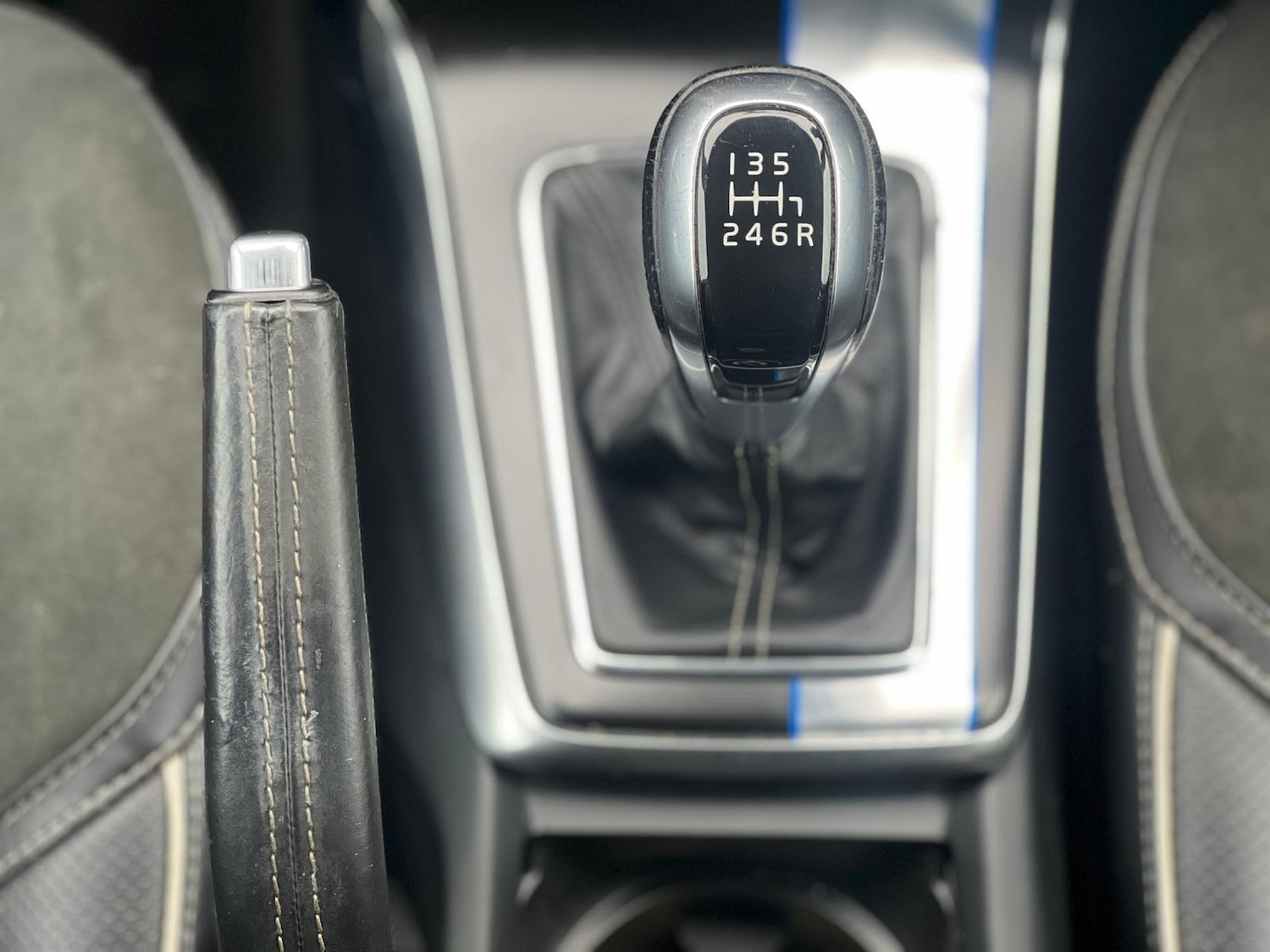 Used Volvo V40 2014 for sale - 77898213: Photo 20