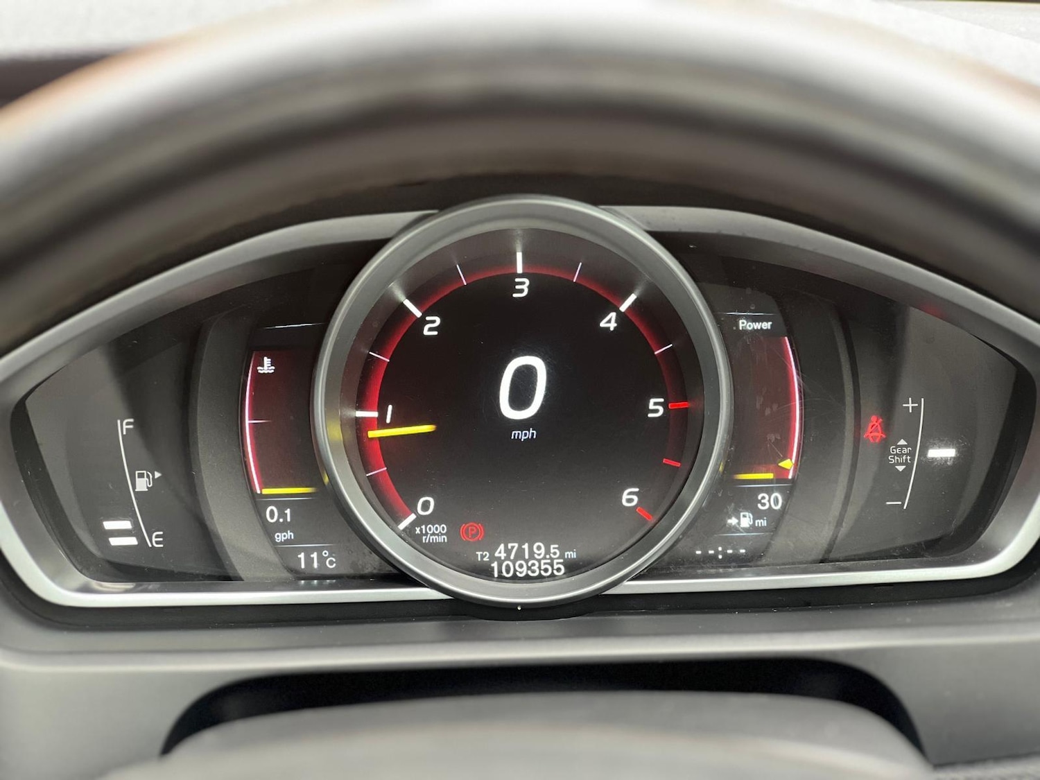 Used Volvo V40 2014 for sale - 77898213: Photo 21