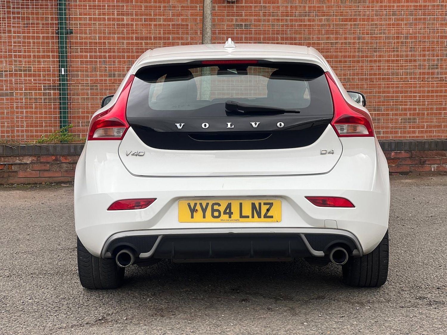 Used Volvo V40 2014 for sale - 77898213: Photo 26