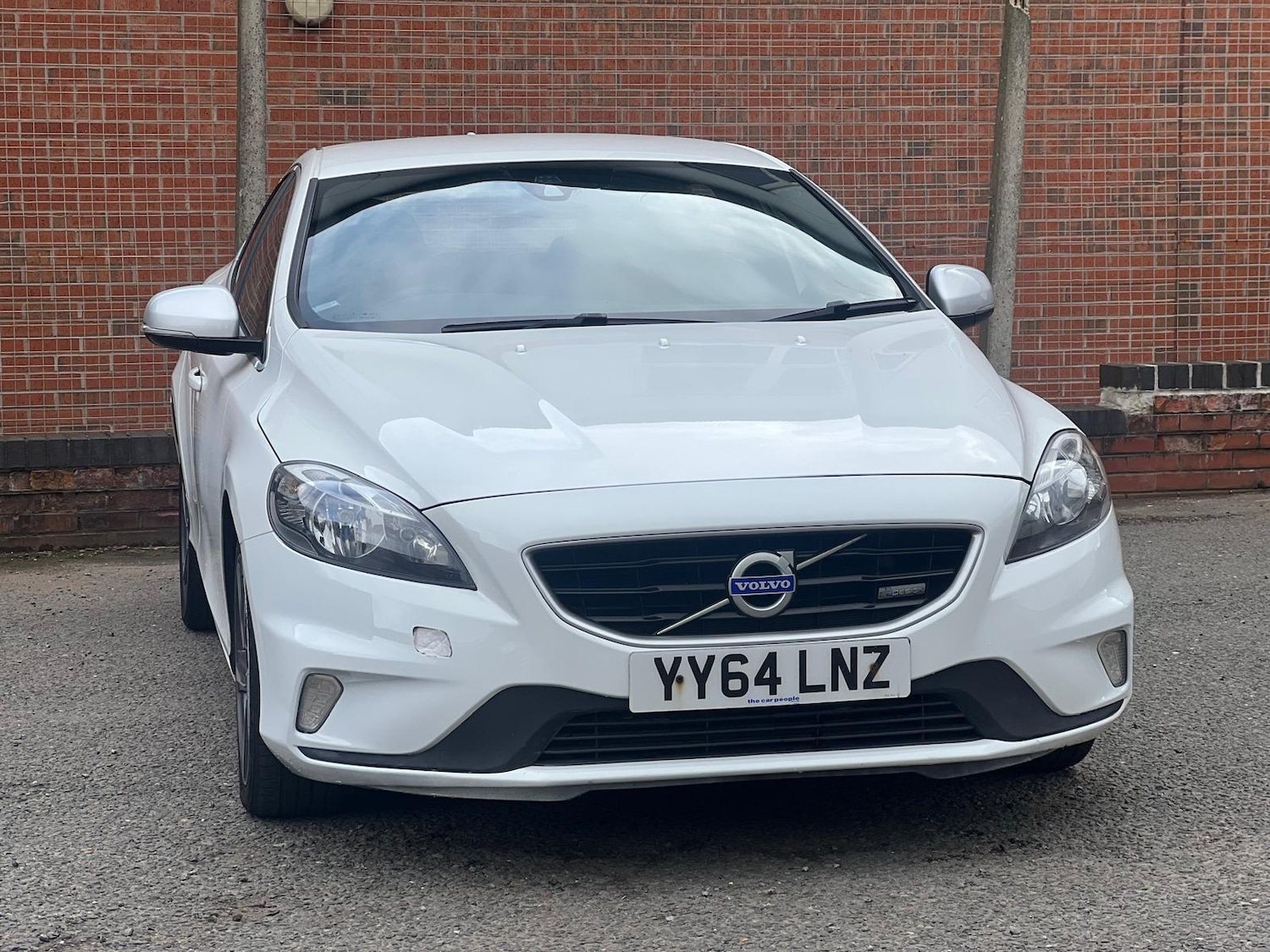 Used Volvo V40 2014 for sale - 77898213: Photo 9