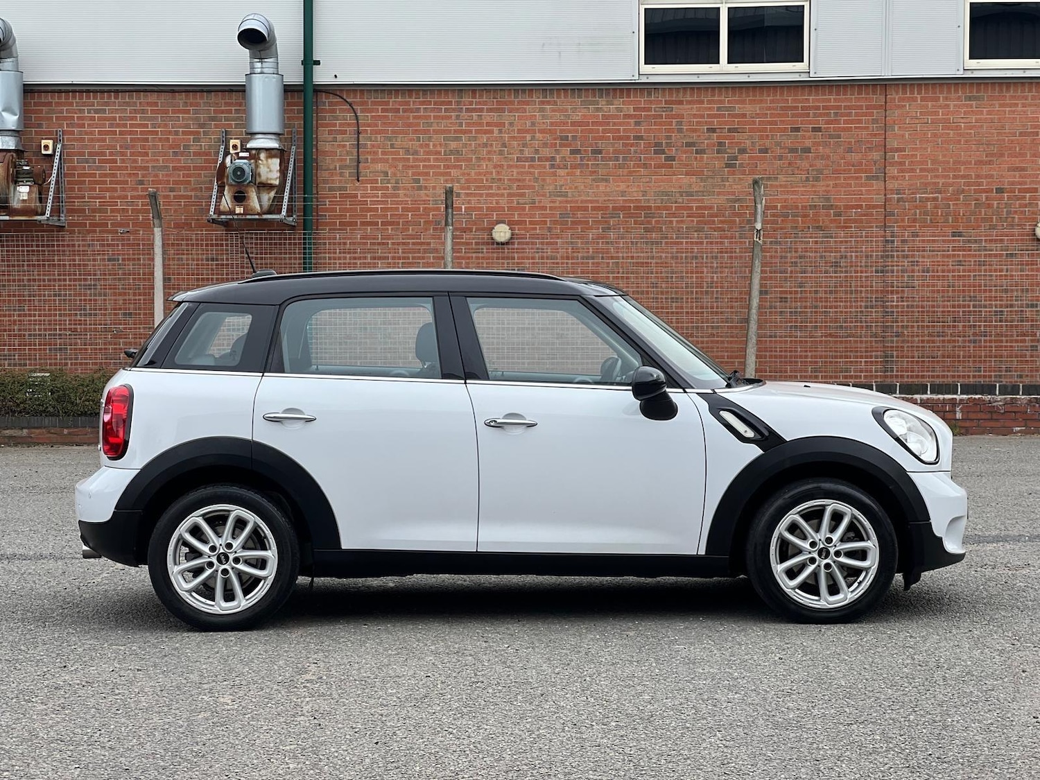 Used MINI Countryman 2015 for sale - 78006384: Photo 5
