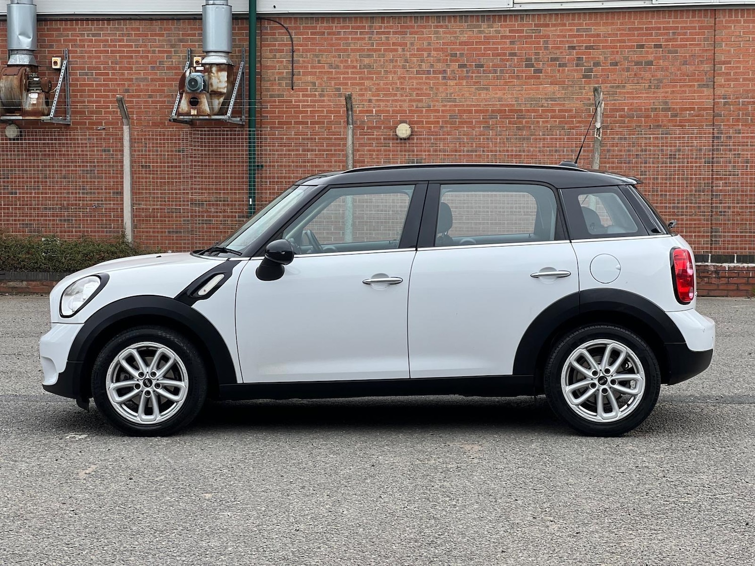 Used MINI Countryman 2015 for sale - 78006384: Photo 7
