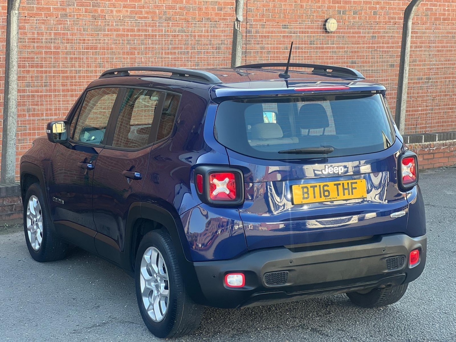 Used Jeep Renegade for sale - 77958143: Photo 30