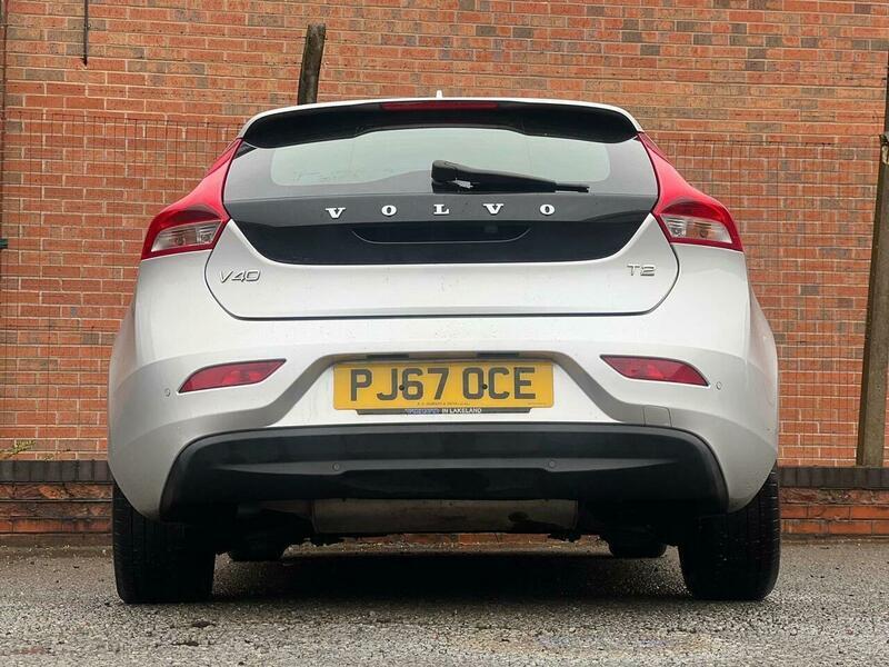 Used Volvo V40 2017 for sale - 77768337: Photo 8