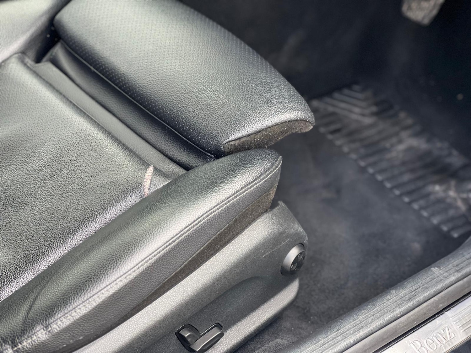 Used Mercedes-Benz C Class 2017 for sale - 77838559: Photo 33