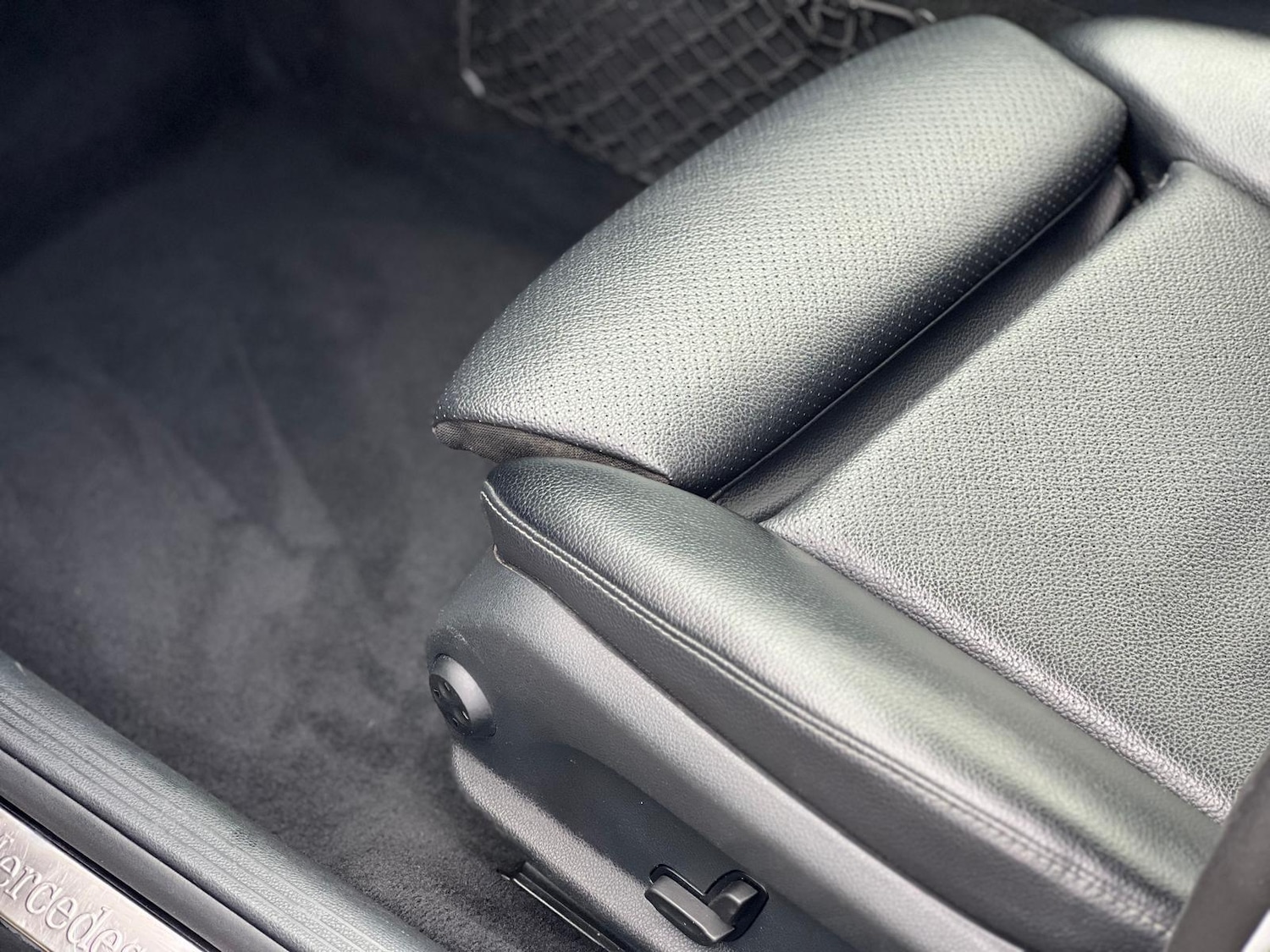 Used Mercedes-Benz C Class 2017 for sale - 77838559: Photo 34