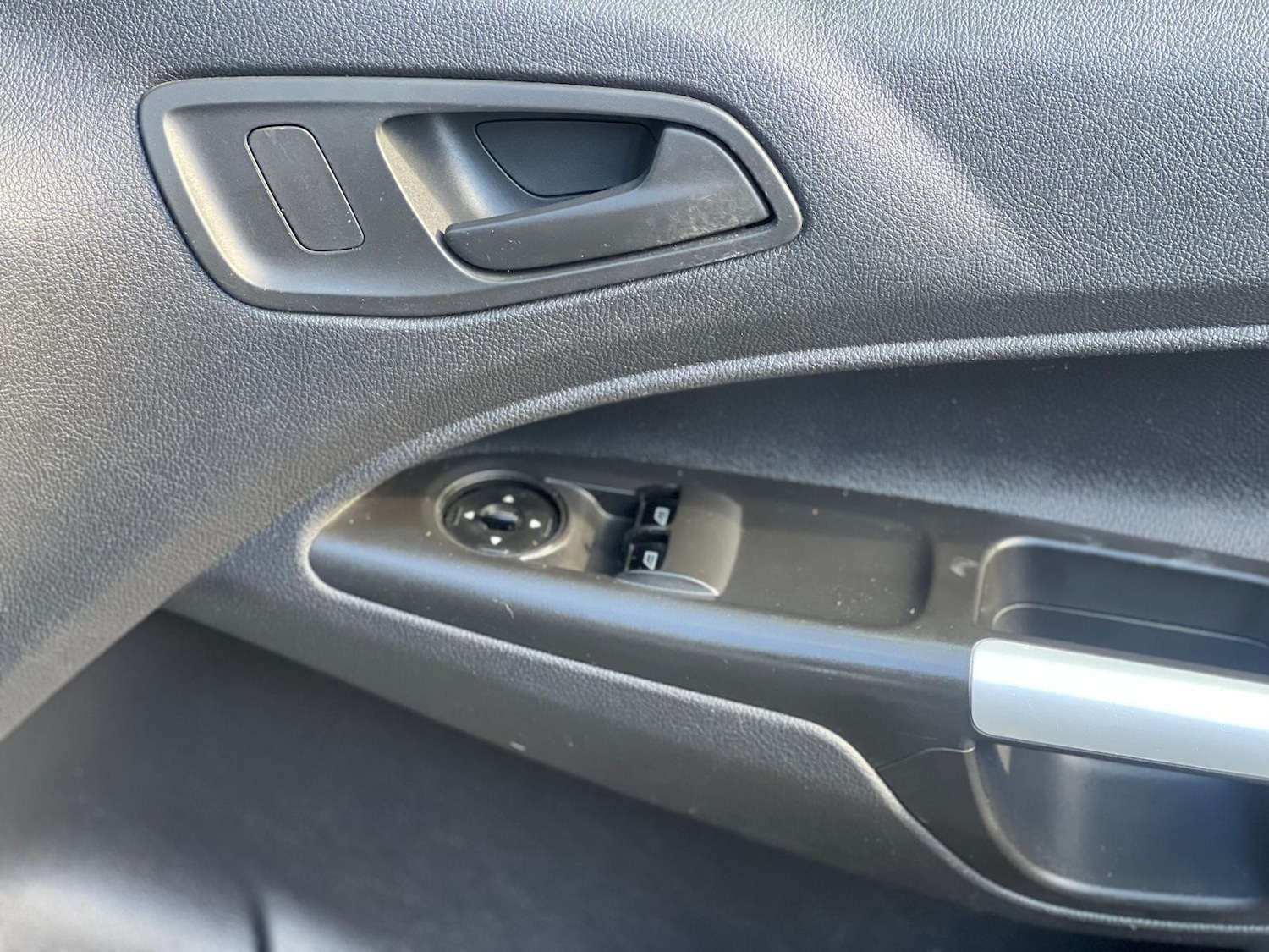 Used Ford Transit Connect 2016 for sale - 78058788: Photo 36