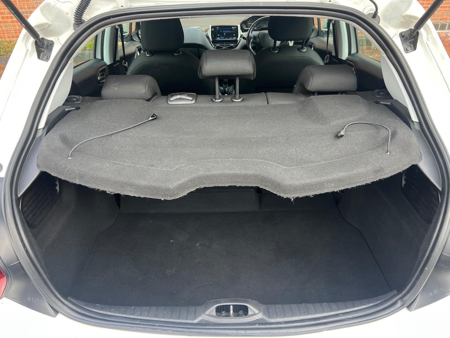 Used Peugeot 208 2017 for sale - 78086605: Photo 11