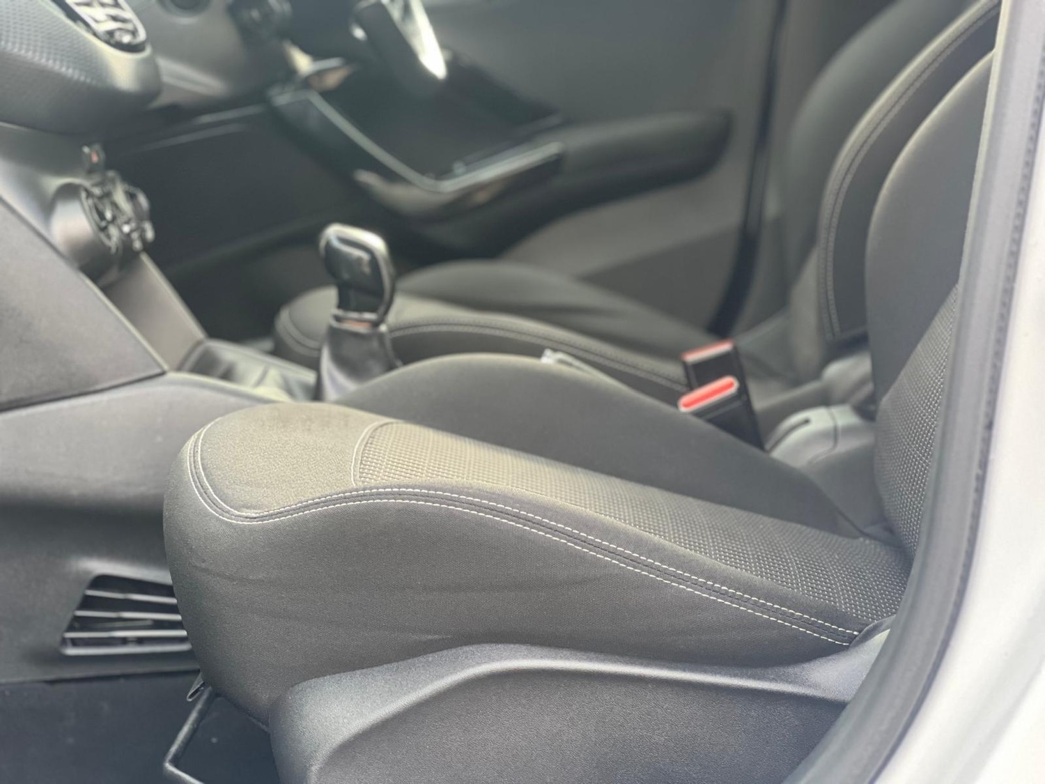 Used Peugeot 208 2017 for sale - 78086605: Photo 13