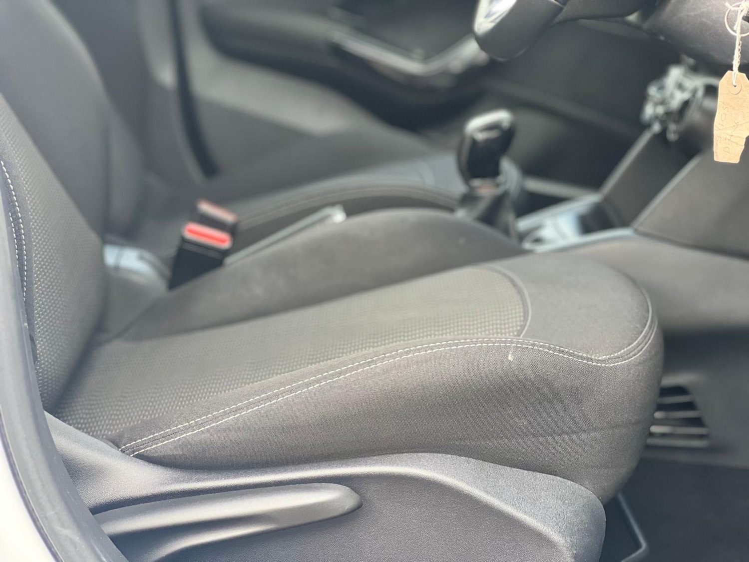 Used Peugeot 208 2017 for sale - 78086605: Photo 14