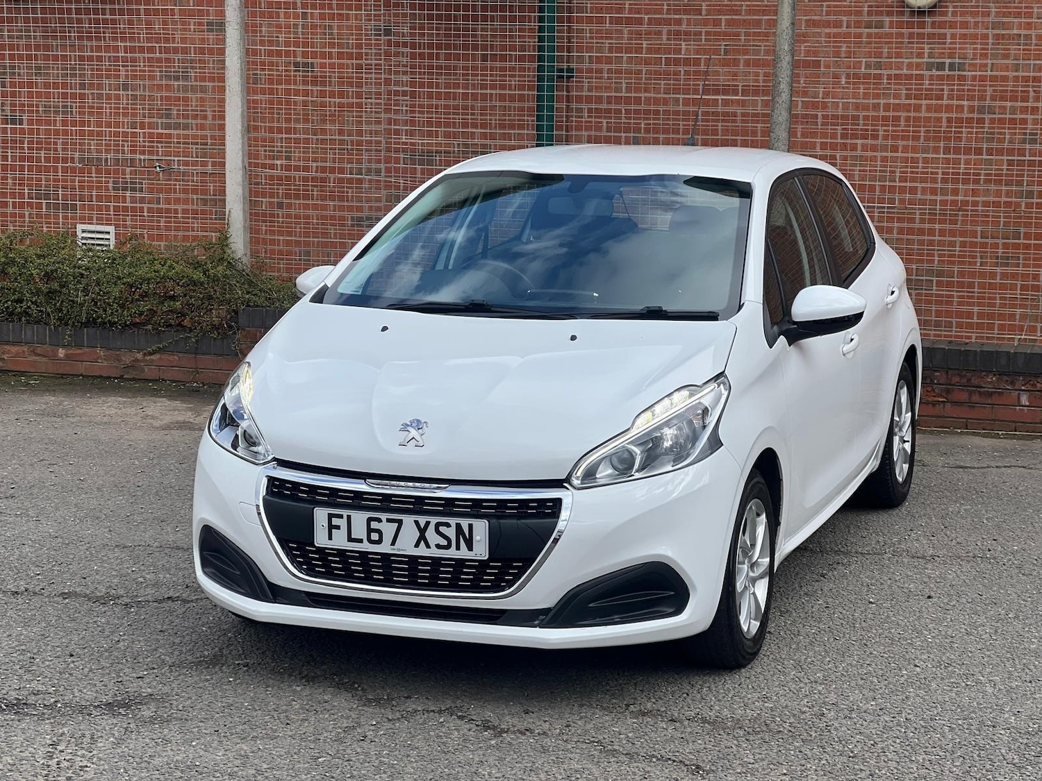 Used Peugeot 208 2017 for sale - 78086605: Photo 27