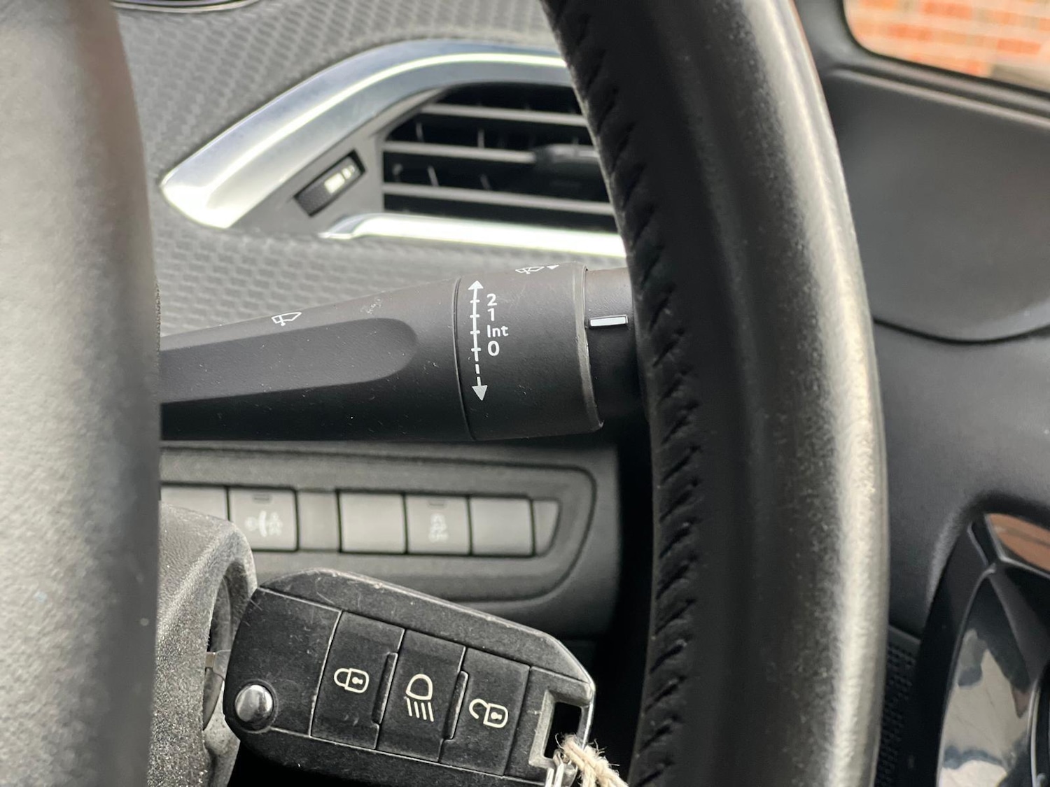 Used Peugeot 208 2017 for sale - 78086605: Photo 42