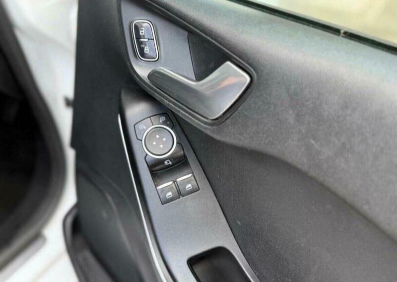 Used Ford Fiesta 2017 for sale - 77769287: Photo 31