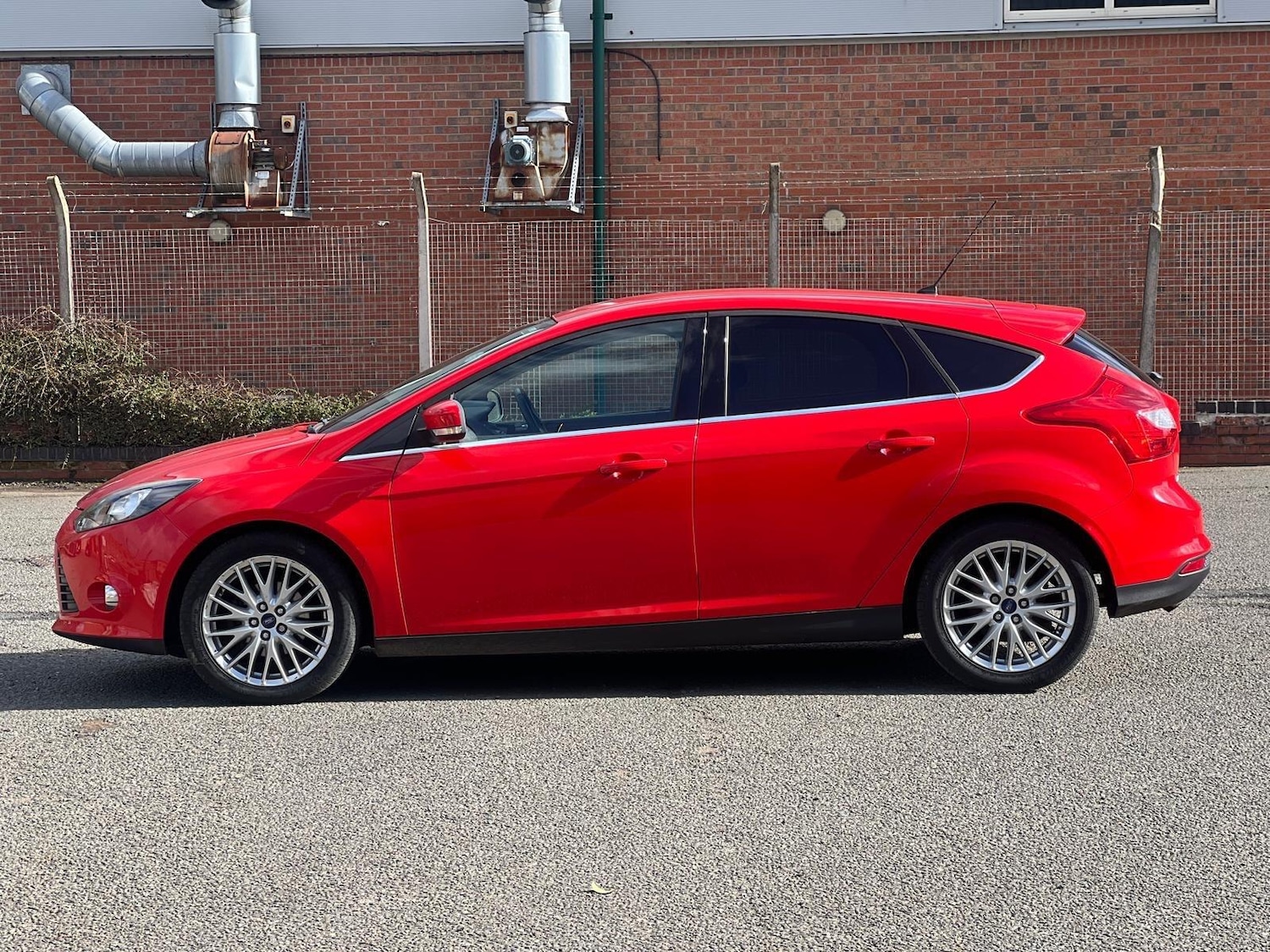 Used Ford Focus 2014 for sale - 77853325: Photo 7