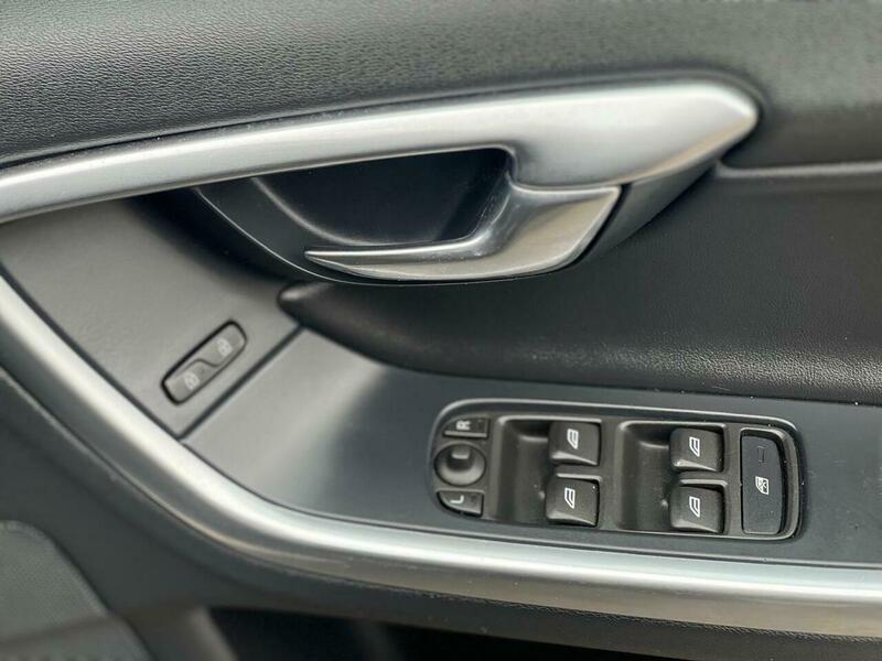 Used Volvo S60 2016 for sale - 78007422: Photo 38