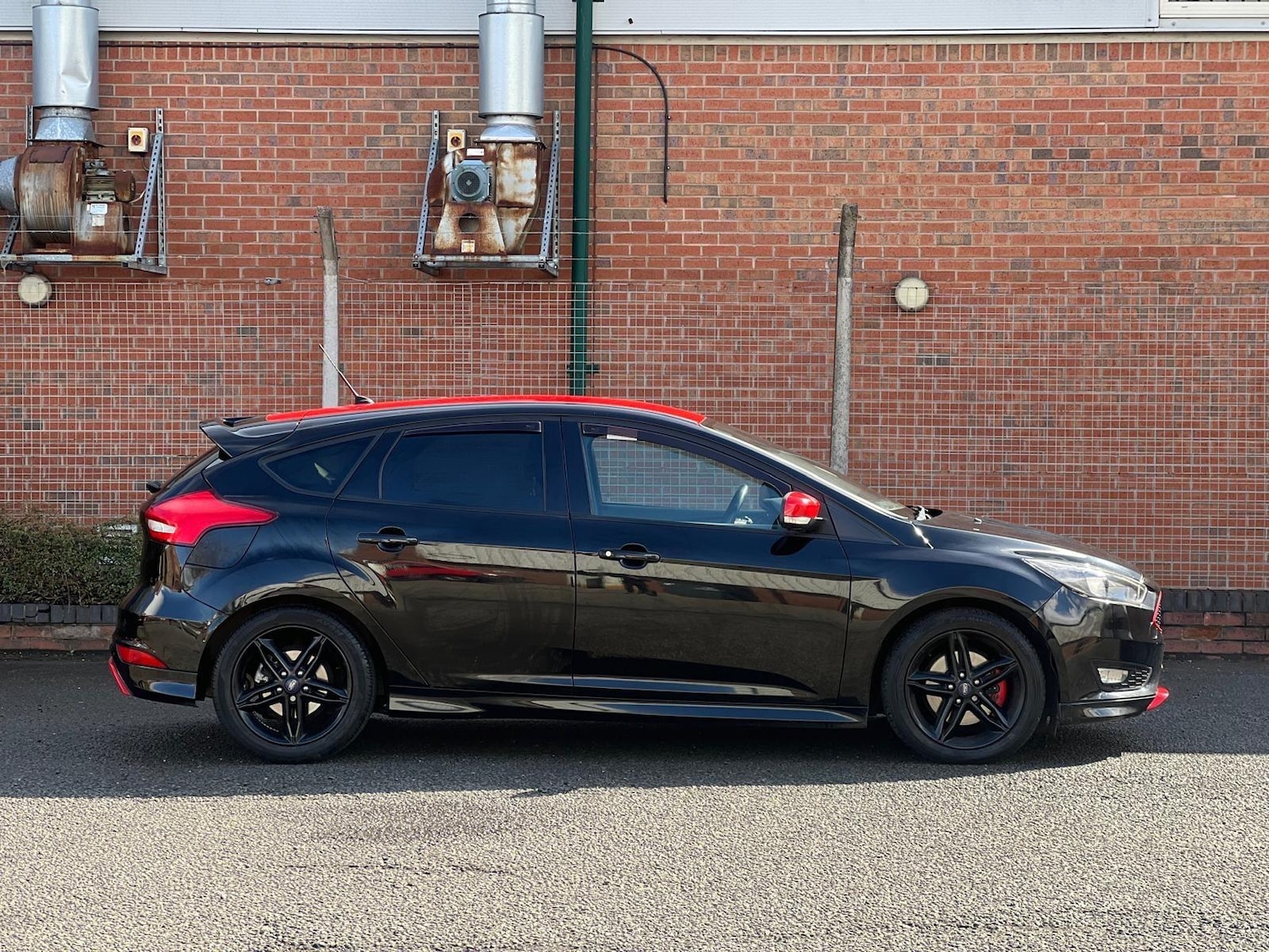 Used Ford Focus 2016 for sale - 78020331: Photo 5