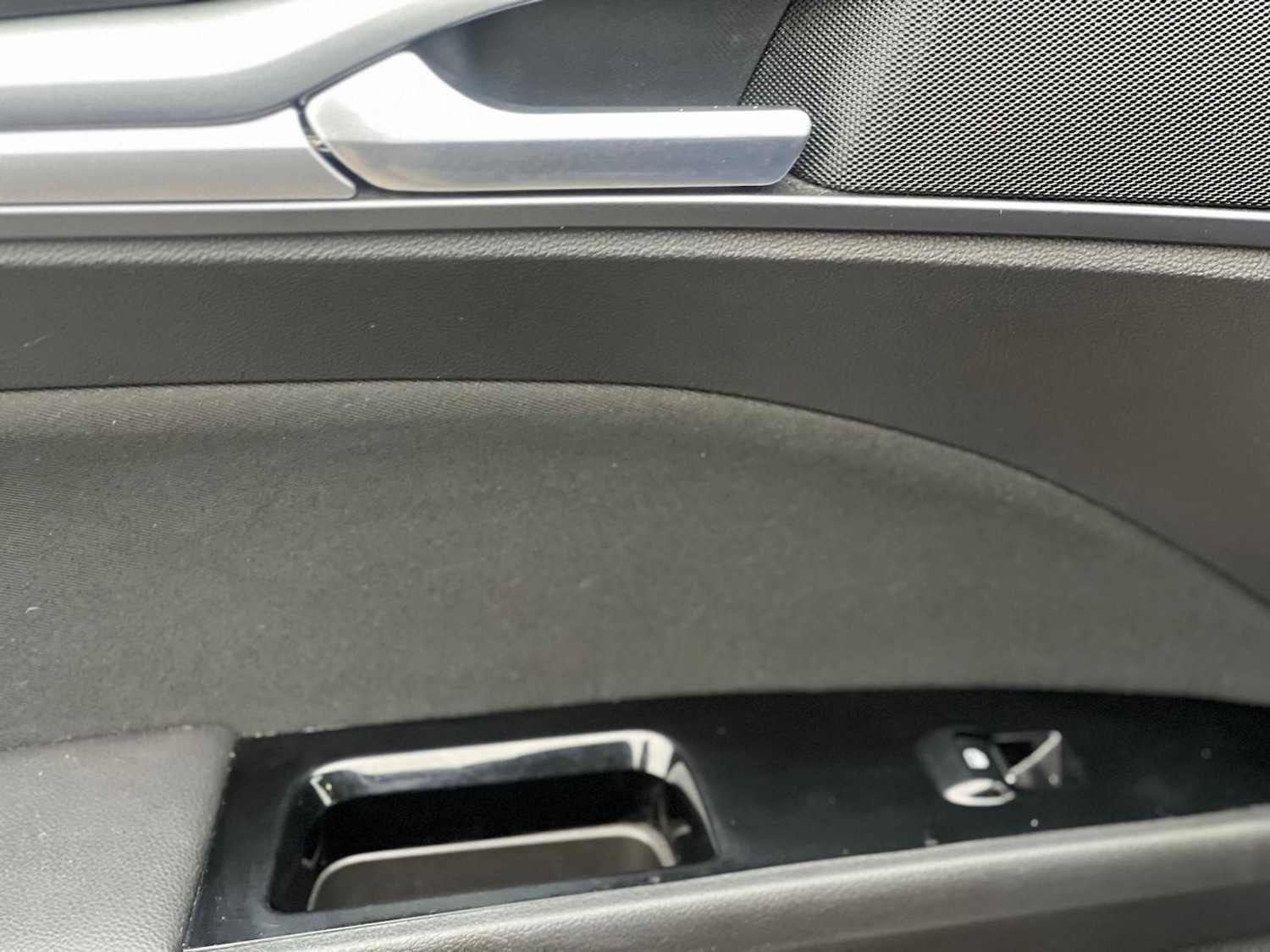 Used Ford Mondeo for sale - 77784374: Photo 36