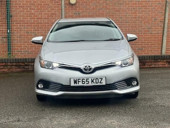 Used Toyota Auris 2016 for sale - 77768406: Photo