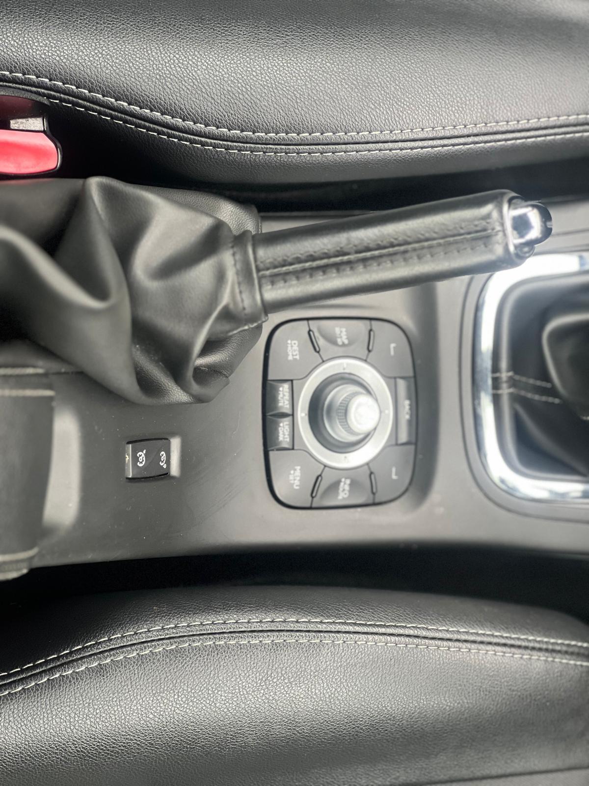 Used Renault Megane for sale - 77784367: Photo 21