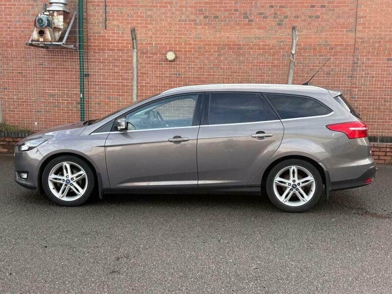 Used Ford Focus 2015 for sale - 77768109: Photo 7