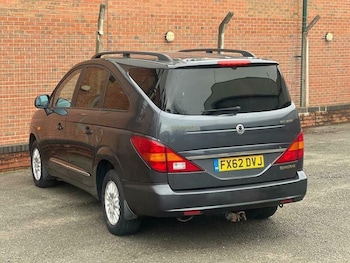 Used Ssangyong Turismo 2012 for sale - 77768344: Photo