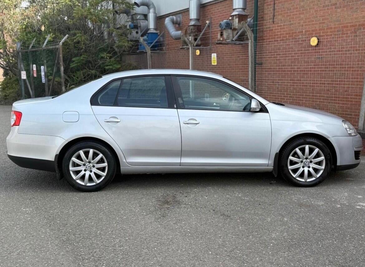 Used Volkswagen Jetta for sale - 77769623: Photo 4