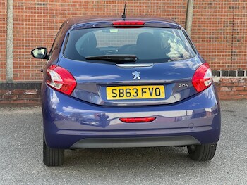 Used Peugeot 208 2013 for sale - 78384332: Photo