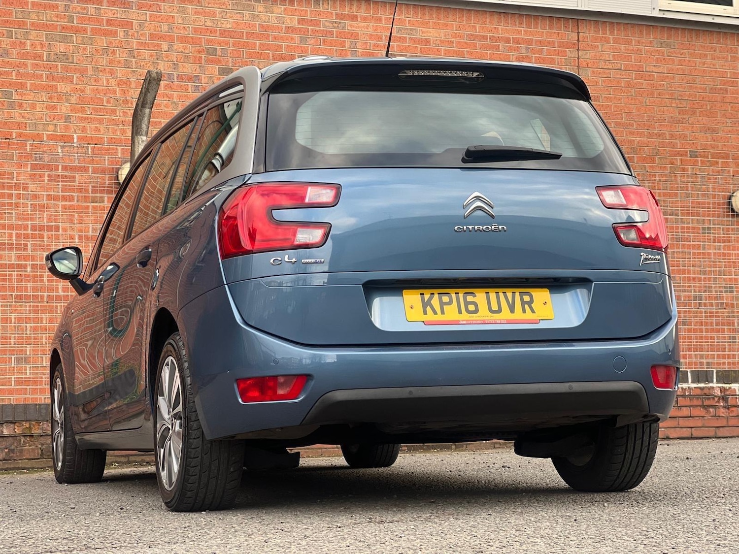 Used Citroen Grand C4 Picasso for sale - 77768764: Photo 2