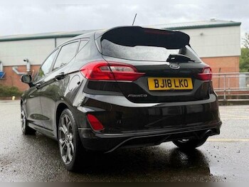 Used Ford Fiesta 2018 for sale - 77769309: Photo