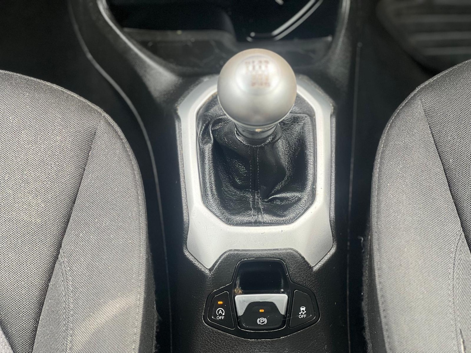 Used Jeep Renegade 2015 for sale - 77982636: Photo 19