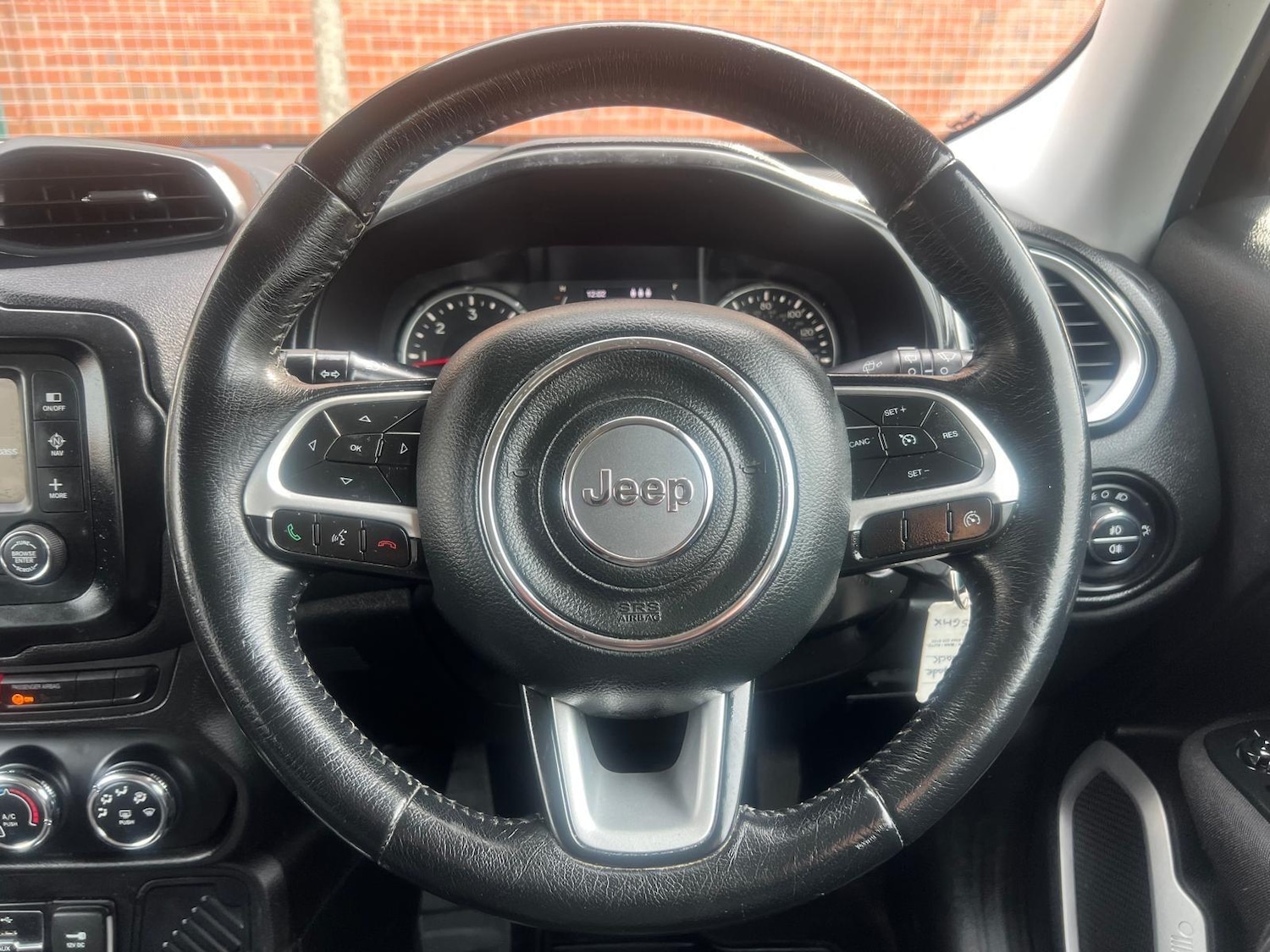 Used Jeep Renegade 2015 for sale - 77982636: Photo 21