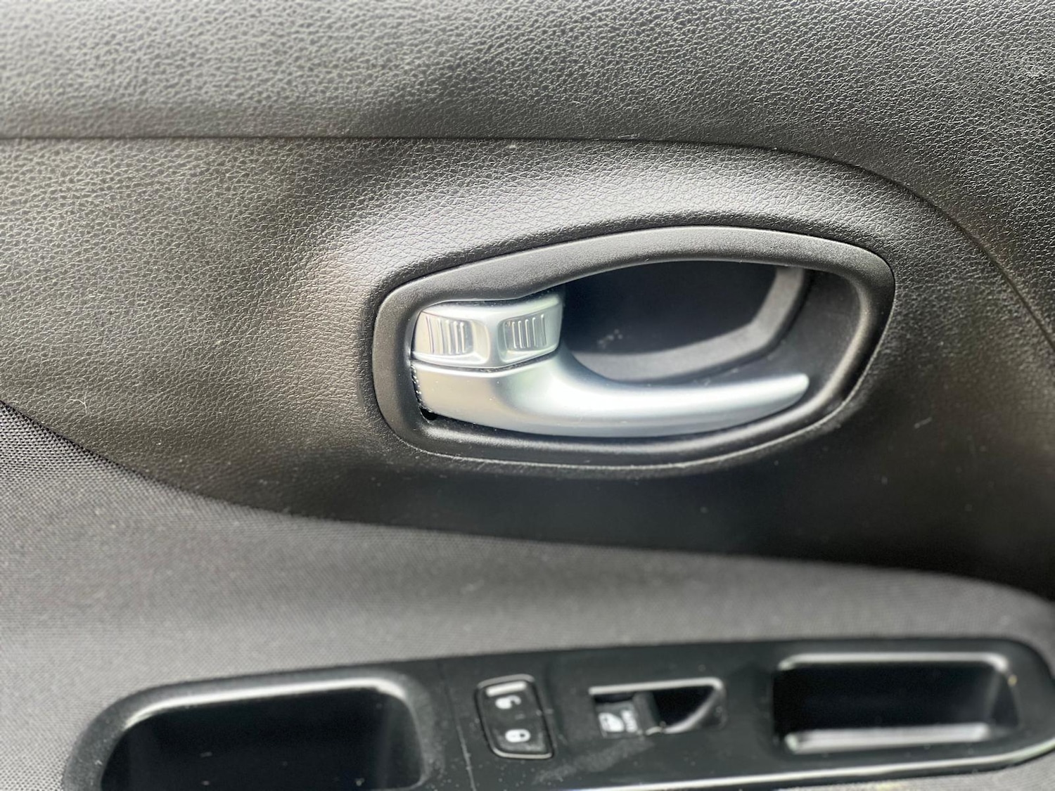 Used Jeep Renegade 2015 for sale - 77982636: Photo 37