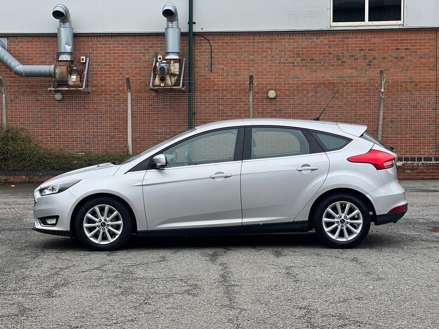 Used Ford Focus 2015 for sale - 78047790: Photo 7