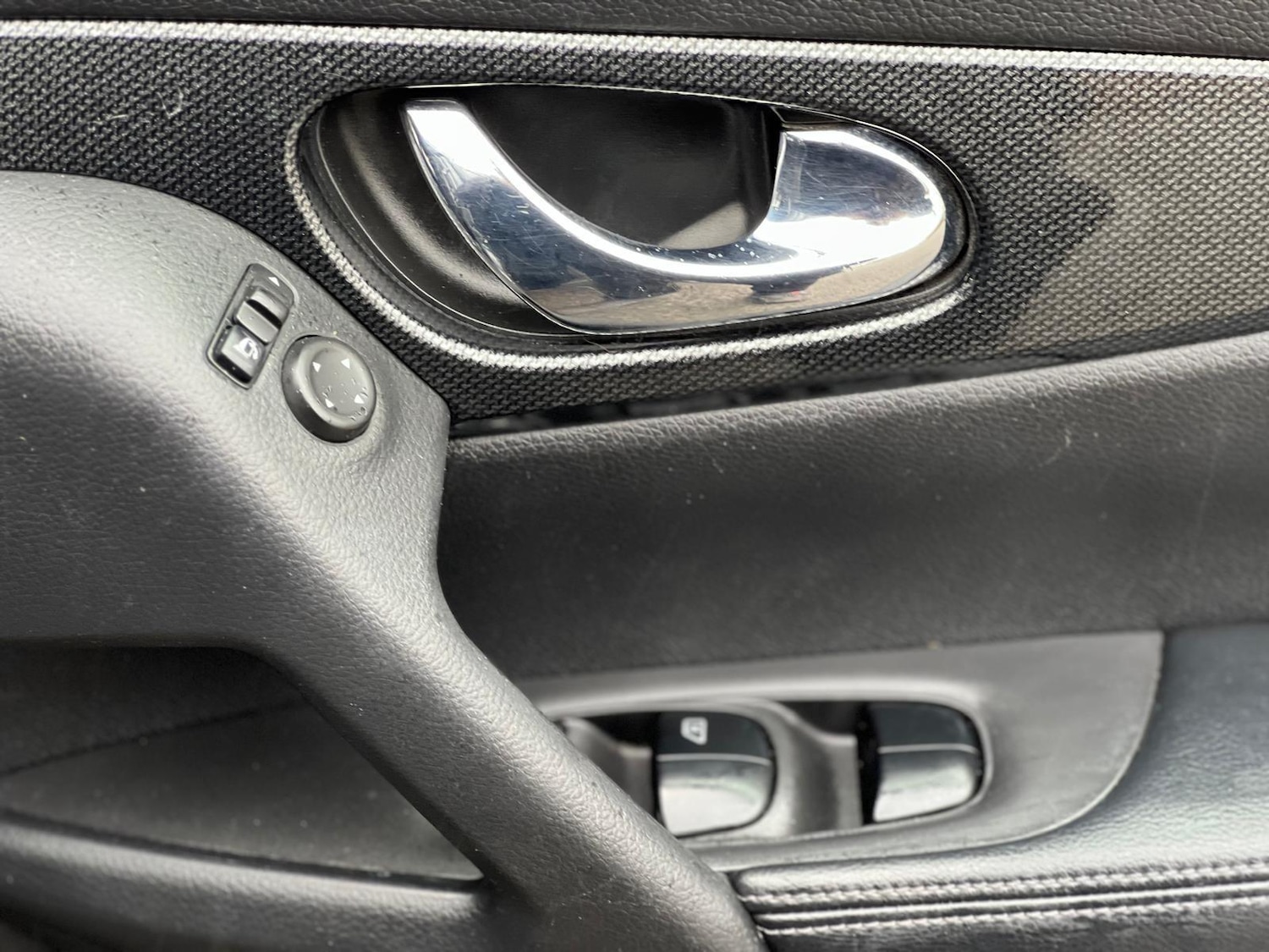 Used Nissan X-Trail for sale - 77769415: Photo 36