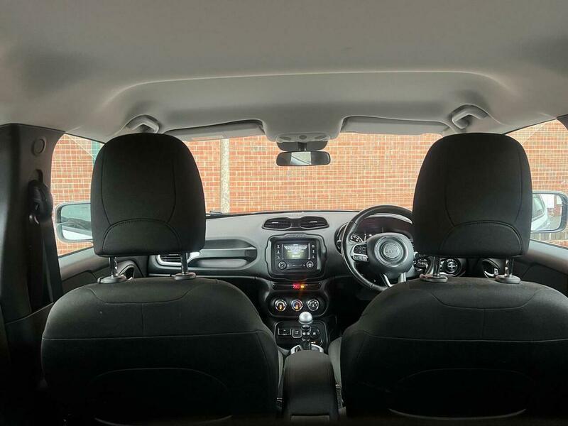 Used Jeep Renegade 2015 for sale - 77768304: Photo 11