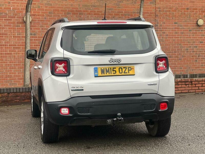 Used Jeep Renegade 2015 for sale - 77768304: Photo 2